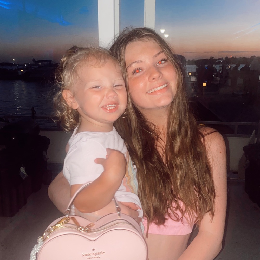 Meet your Posher, Savannah